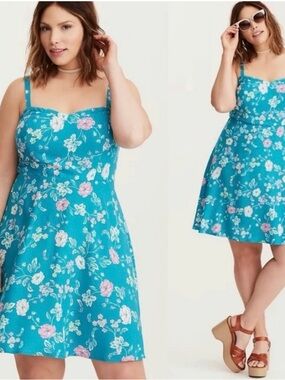 Torrid Challis Dress Turquoise Floral Aqua Summer 00 M A-line Cool 10